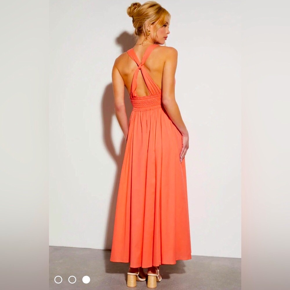 Vici paradise dream cotton V-neck maxi dress w/ crossed back. NEW M RE $64